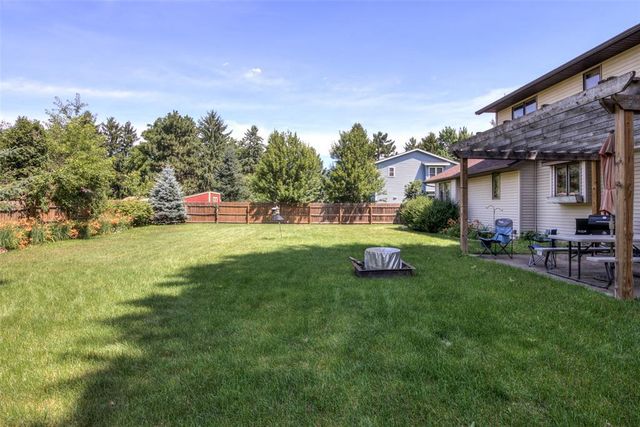 4830 Rye Court, Eau Claire, WI 54701