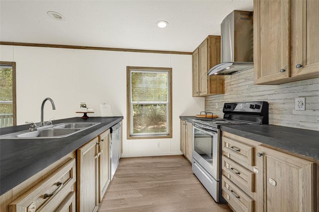 10506 Settlers Crossing, Conroe, TX 77303