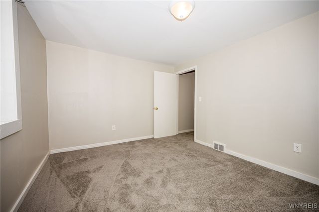 1868 Niagara Avenue, Niagara Falls, NY 14305