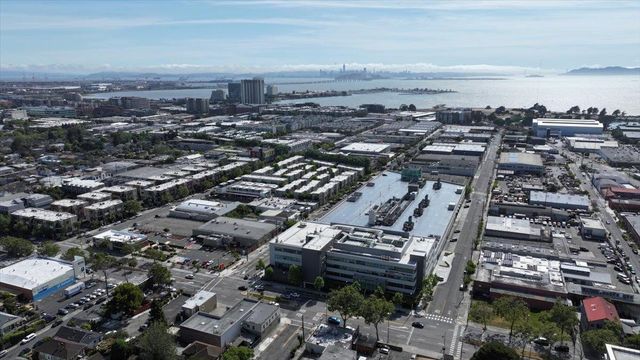 1237 Ashby Ave, Berkeley, CA 94702