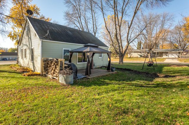 600 E 7th Street, Starbuck, MN 56381