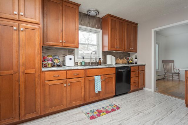 600 E 7th Street, Starbuck, MN 56381