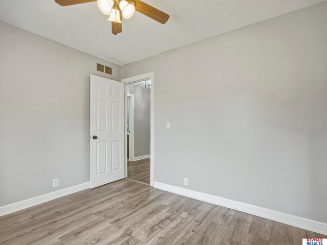 1108 Conestoga Road, Papillion, NE 68046