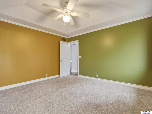 1108 Conestoga Road, Papillion, NE 68046