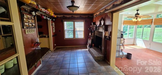 3110 Ninth Tee Drive, Newton, NC 28658