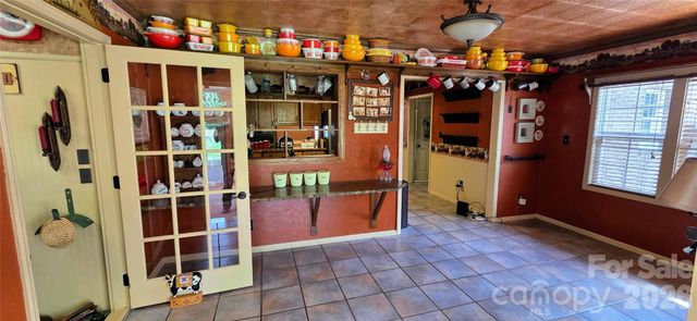 3110 Ninth Tee Drive, Newton, NC 28658