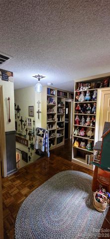 3110 Ninth Tee Drive, Newton, NC 28658