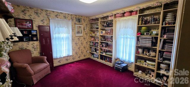 3110 Ninth Tee Drive, Newton, NC 28658