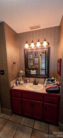 3110 Ninth Tee Drive, Newton, NC 28658
