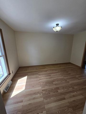 447 S Woodland DRIVE, Whitewater, WI 53190