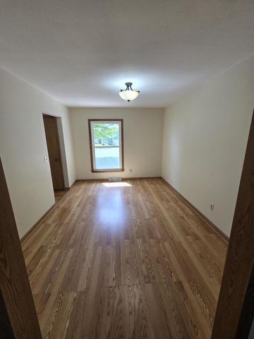 447 S Woodland DRIVE, Whitewater, WI 53190