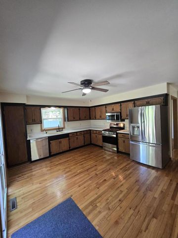 447 S Woodland DRIVE, Whitewater, WI 53190