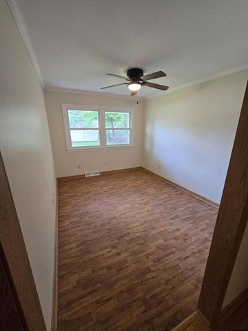 447 S Woodland DRIVE, Whitewater, WI 53190
