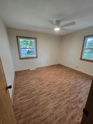 447 S Woodland DRIVE, Whitewater, WI 53190