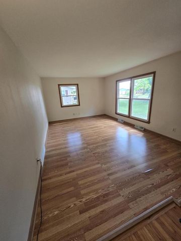 447 S Woodland DRIVE, Whitewater, WI 53190