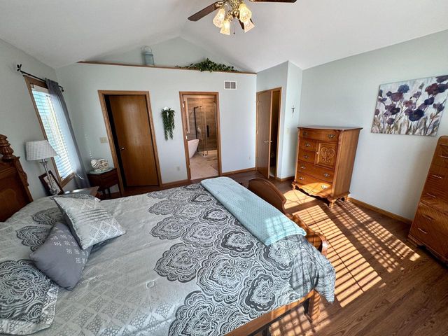 32612 Trail LANE, Burlington, WI 53105