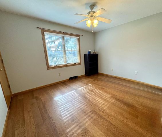 32612 Trail LANE, Burlington, WI 53105