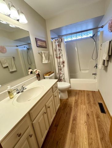 32612 Trail LANE, Burlington, WI 53105