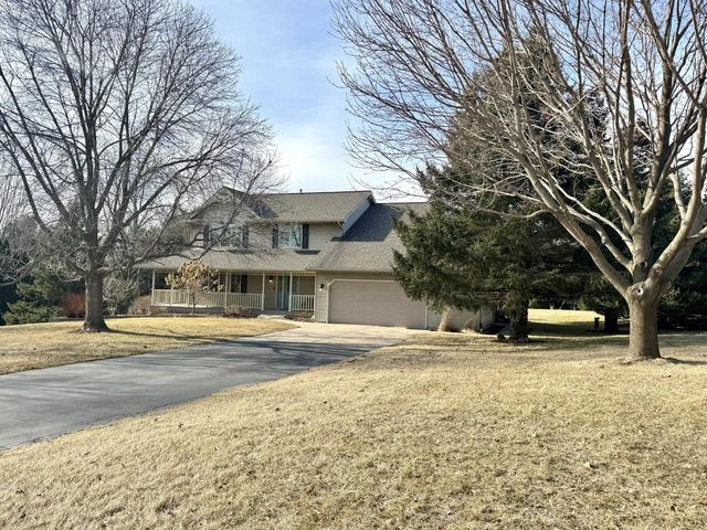 32612 Trail LANE, Burlington, WI 53105