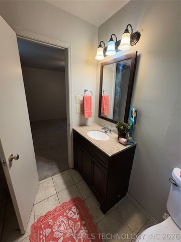 9445 E 39th Place, Tulsa, OK 74145