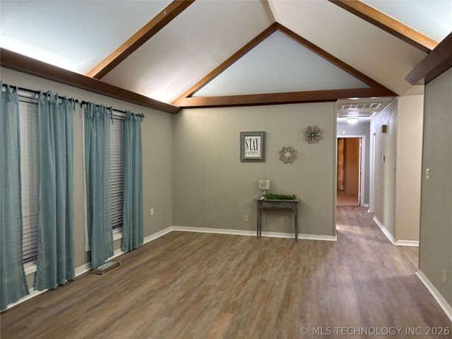 9445 E 39th Place, Tulsa, OK 74145