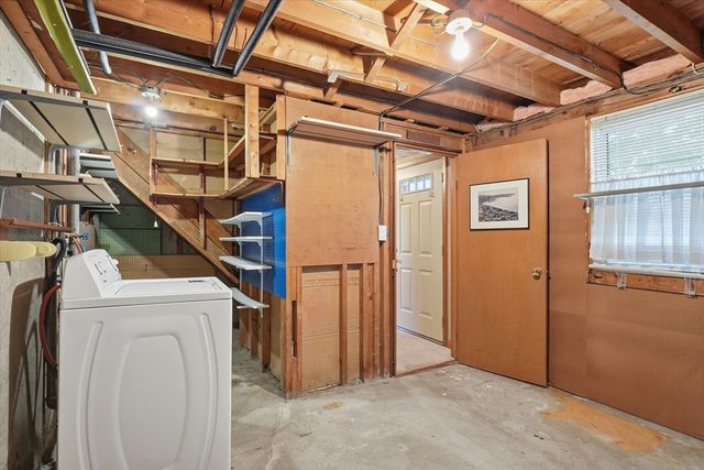 57 Allen Ave, Lynn, MA 01902