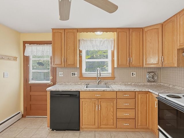 57 Allen Ave, Lynn, MA 01902