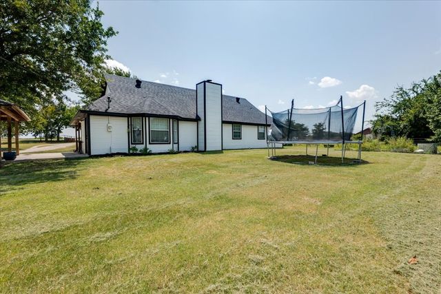 1870 Ross Lane, Springtown, TX 76082