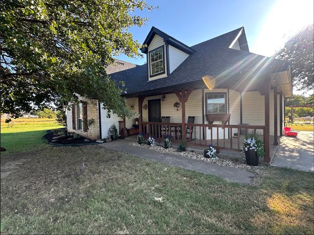 1870 Ross Lane, Springtown, TX 76082