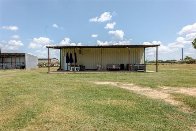 1870 Ross Lane, Springtown, TX 76082