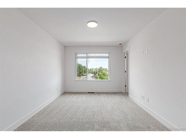 29 Ascent Trl, Englewood, CO 80112