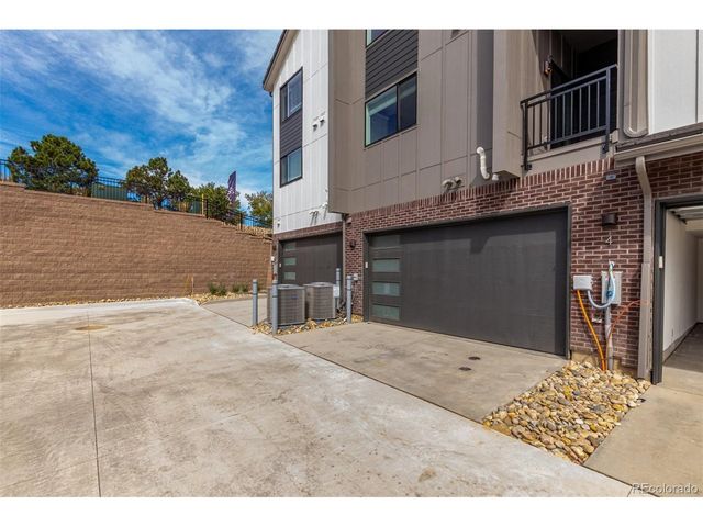 29 Ascent Trl, Englewood, CO 80112