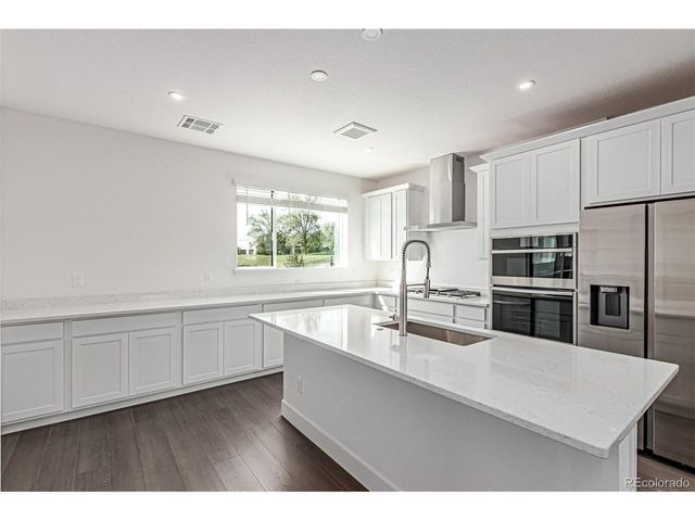29 Ascent Trl, Englewood, CO 80112
