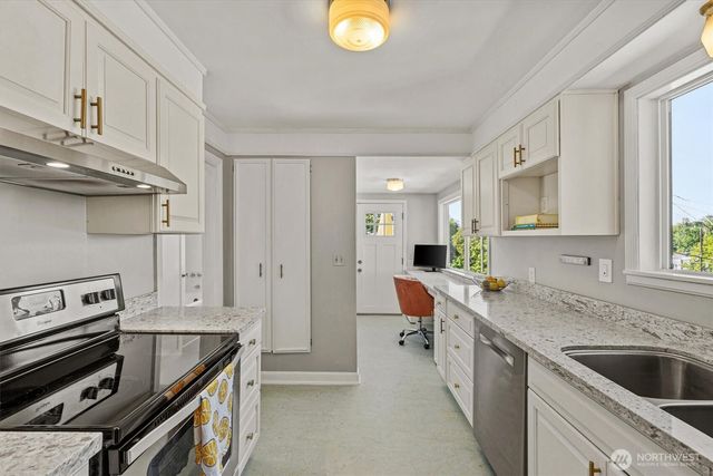3443 16th Avenue S, Seattle, WA 98144