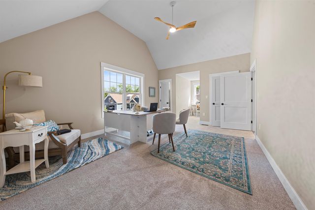 77 Lady Walsingham Way, Laconia, NH 03246