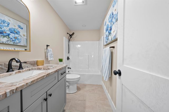 77 Lady Walsingham Way, Laconia, NH 03246