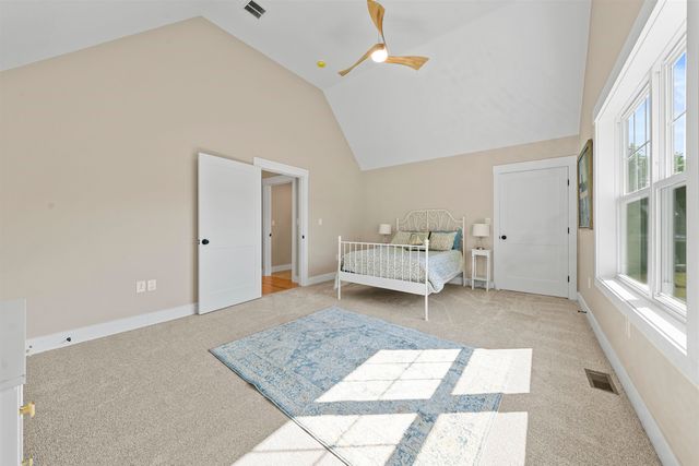 77 Lady Walsingham Way, Laconia, NH 03246