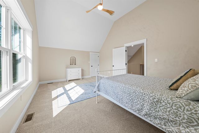 77 Lady Walsingham Way, Laconia, NH 03246