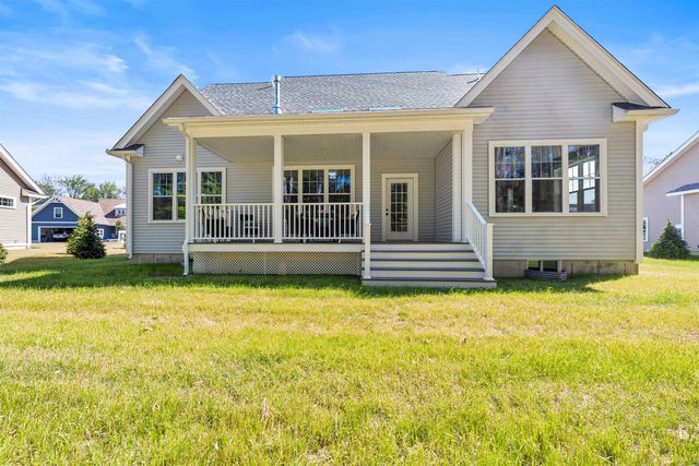 77 Lady Walsingham Way, Laconia, NH 03246