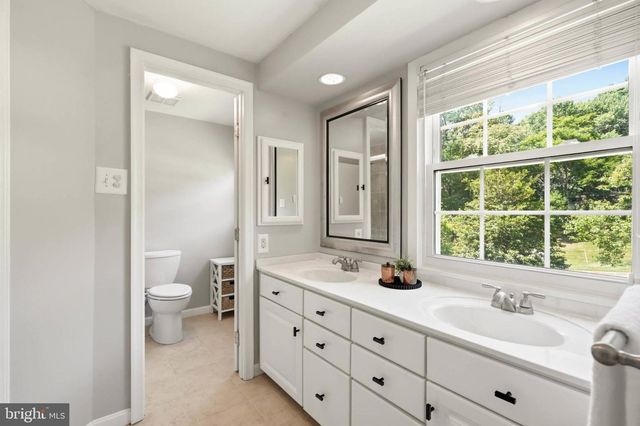 12607 IVYSTONE, Laurel, MD 20708