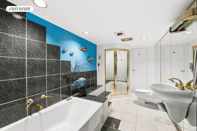 329 W 19TH Street G, New York City, NY 10011