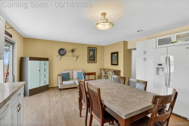 24563 Kings Pointe, Novi, MI 48375