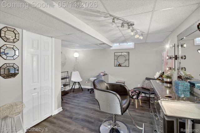 24563 Kings Pointe, Novi, MI 48375