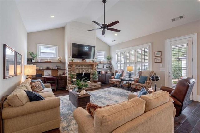 4082 Greenleffe Drive, Statham, GA 30666