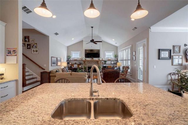 4082 Greenleffe Drive, Statham, GA 30666