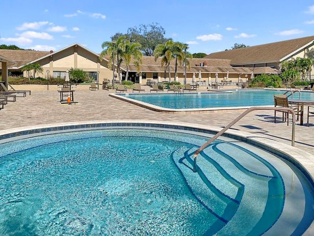 3157 MISSION GROVE DRIVE, Palm Harbor, FL 34684