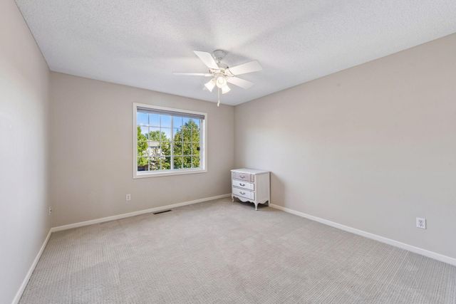3327 Glynwater Trail NW, Prior Lake, MN 55372