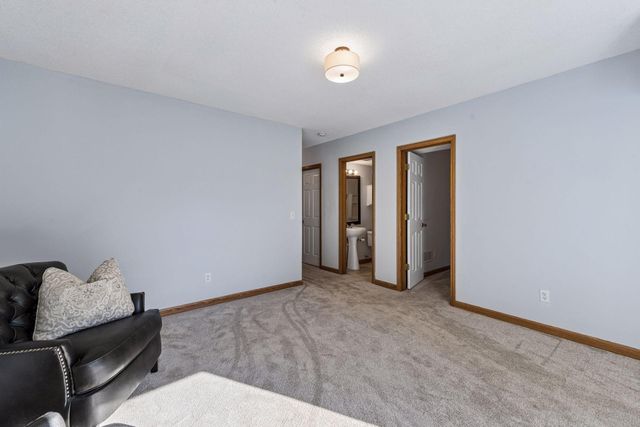 3327 Glynwater Trail NW, Prior Lake, MN 55372