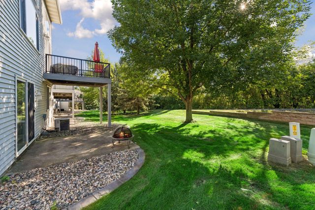 3327 Glynwater Trail NW, Prior Lake, MN 55372
