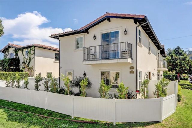 3922 W 242nd Street, Torrance, CA 90505